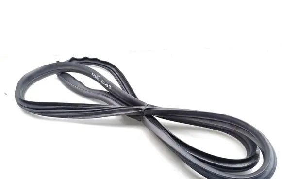 Ford Courier Front door rubber seal 