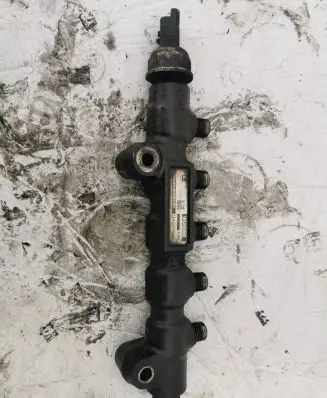Volvo S40 Fuel main line pipe 9654592680 120104661