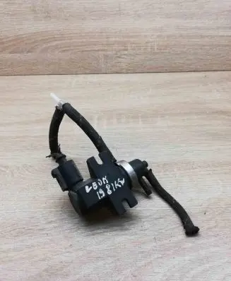Volkswagen Golf IV Turbo solenoid valve 1j0906627