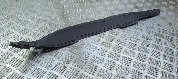 Maserati Ghibli Fender end trim 670001706