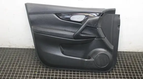 Nissan Qashqai Front door card panel trim 809774EA1A