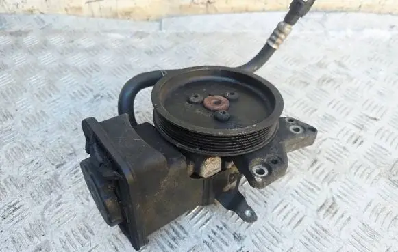BMW 5 E60 E61 Power steering pump 6760956 7693974101 7787106