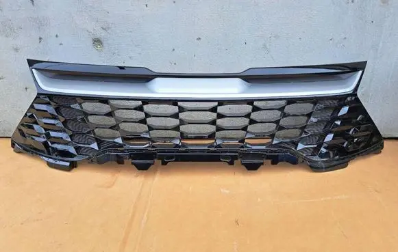 KIA Sportage Front grill 86350R2020 86351R2020