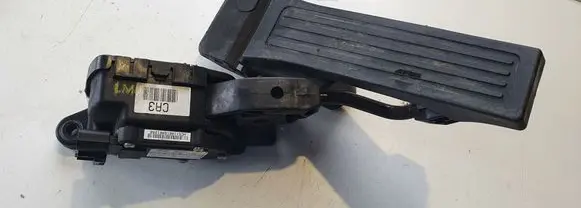KIA Sportage Accelerator throttle pedal