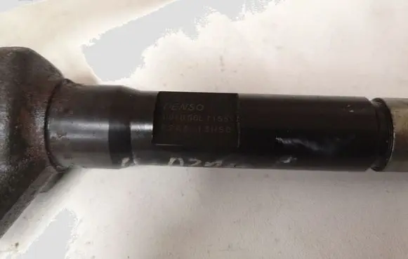 Mazda 6 Fuel injector R2AA13H50