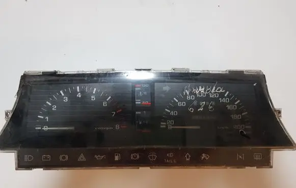 Mazda 626 Speedometer (instrument cluster) GB93G