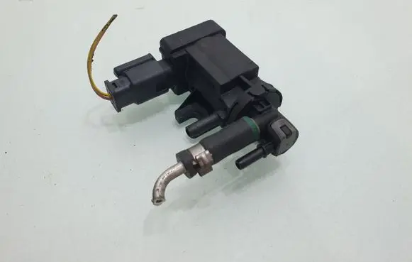 Peugeot 3008 I Turbo solenoid valve 9665886280