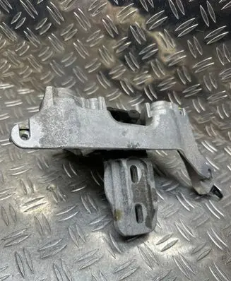 Peugeot 208 II Gearbox mount 