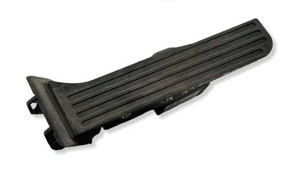 Volkswagen PASSAT B6 Accelerator throttle pedal 1K1721503L 6PV00860000