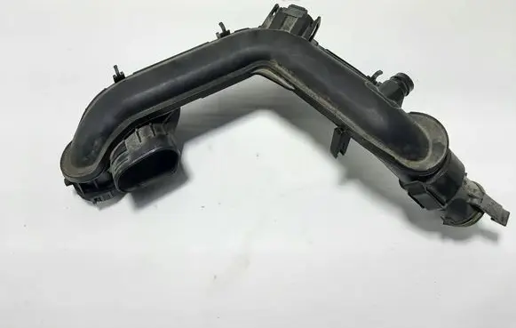 Volkswagen Golf VII Intercooler hose/pipe 04C145673 04C145673B