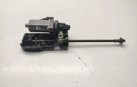 BMW 7 E65 E66 Seat adjustment motor 0390201971 201971 0091956