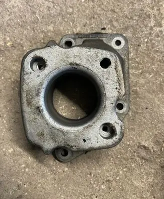 Renault Megane II Engine mounting bracket 8200221515