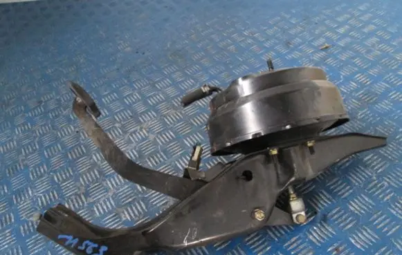 KIA Pregio Brake booster