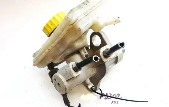 Audi A6 S6 C5 4B Master brake cylinder 8e0611301e