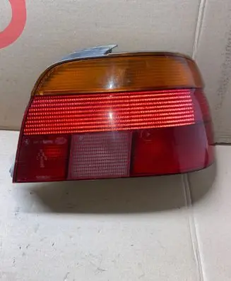 BMW 5 E39 Rear/tail lights 8358032