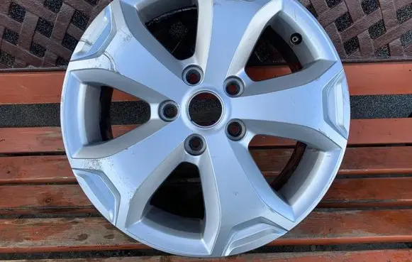 Dacia Duster II R16 alloy rim 