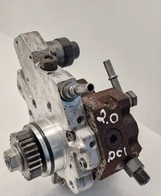Renault Laguna III Fuel injection high pressure pump 0445010099 8200803375 8200385478