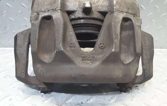 Mercedes-Benz E W212 Front brake caliper