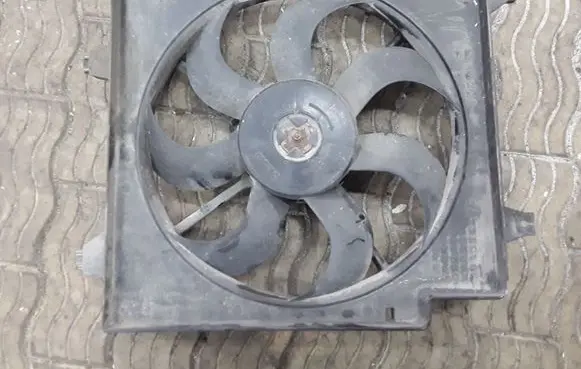 KIA Carens I Electric radiator cooling fan NOCODE