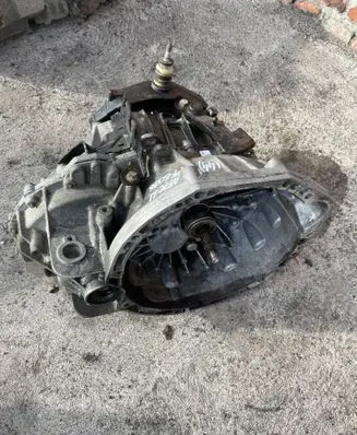 Renault Trafic II (X83) Manual 6 speed gearbox PF6026