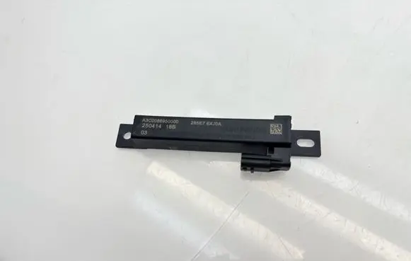 Nissan Juke II F16 Keyless system antenna 285E76XJ0A