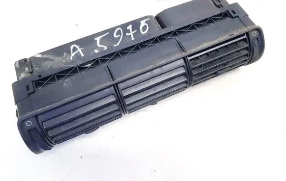 Audi A4 S4 B5 8D Dash center air vent grill 8d0820951