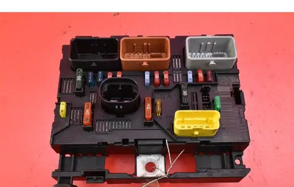 Peugeot 307 Fuse box set 9661087080
