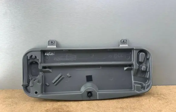 BMW 7 E65 E66 Hazard Warning Triangle Mounting Bracket 71116752543 6752543 71116761420