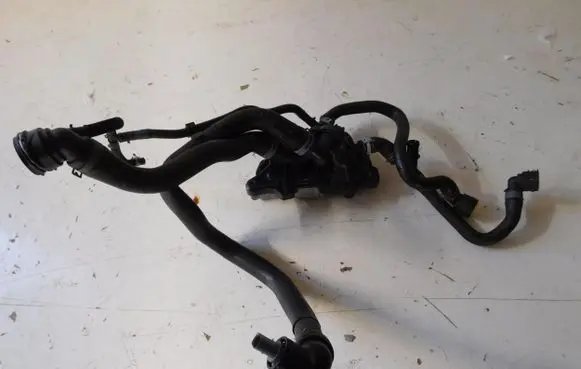 Seat Leon (5F) Water pump