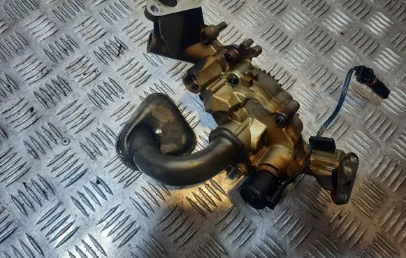 Jeep Grand Cherokee Oil pump 0551190232