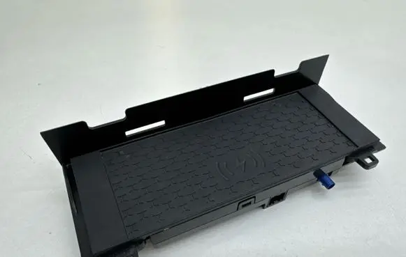 Jaguar XE Wireless charging module WC501M