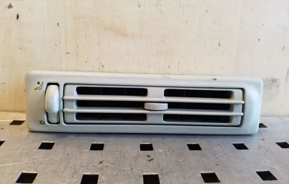 Volkswagen Multivan T4 Air vent grill in roof 700820953