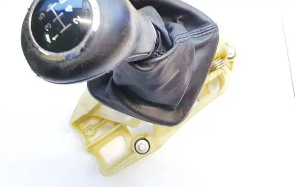 Gear shifter/selector