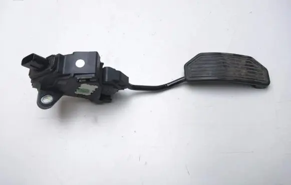 Toyota Auris 150 Accelerator throttle pedal 7811002030 I5149