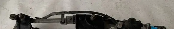 Mazda 2 Front wiper linkage and motor