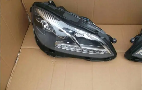 Mercedes-Benz E W212 Headlight/headlamp