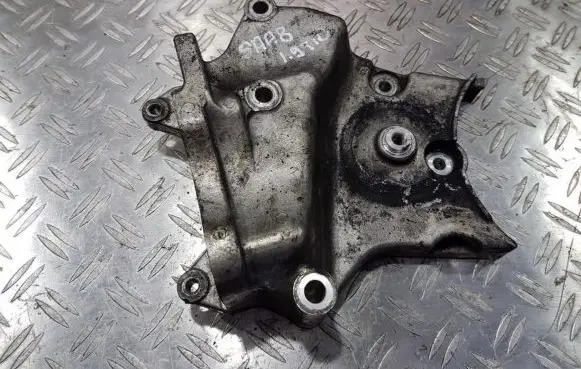 Opel Vectra C Engine mounting bracket 55187676
