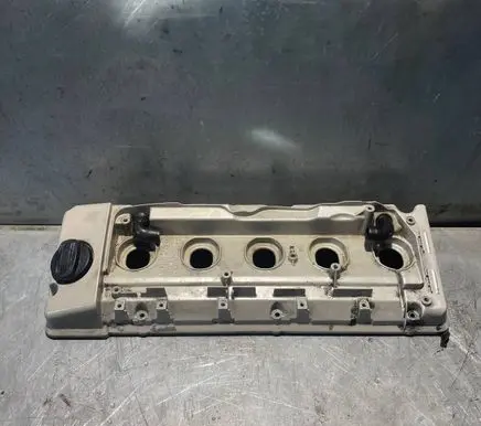 Mercedes-Benz C W202 Rocker cam cover 6050160405 OM605