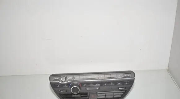 BMW i3 Climate control unit 9379121 61319379121 5A0A3F7