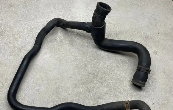 Opel Astra H Engine coolant pipe/hose