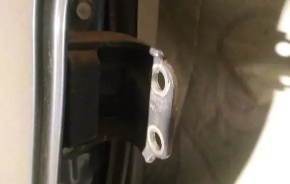 Subaru B9 Tribeca Rear door lower hinge