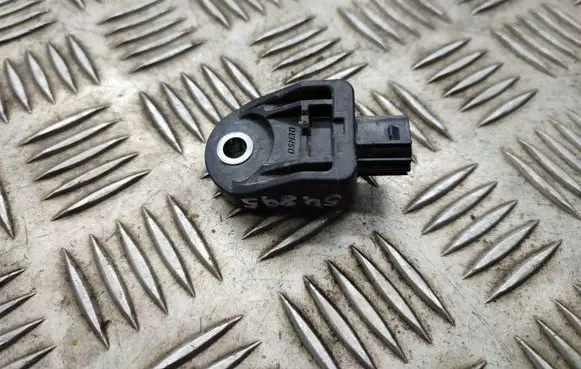Toyota RAV 4 (XA40) Airbag deployment crash/impact sensor 8917312180