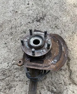 Nissan Qashqai+2 Front wheel hub 40014JD040