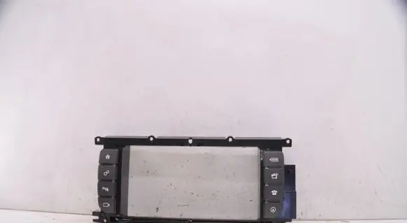 Land Rover Range Rover Evoque L538 Radio/GPS head unit trim GJ3219F211KB