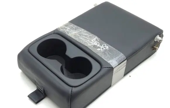 KIA Sportage Rear seat armrest 