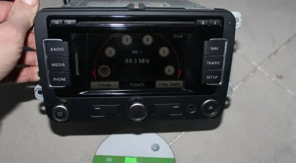 Volkswagen Golf Plus Navigation maps CD/DVD 3C0035270 RNS310 3C0919884F