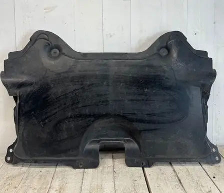 Mercedes-Benz C W204 Engine cover (trim)