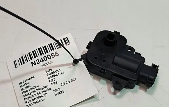 Renault Espace III Air flap motor/actuator 7701206536