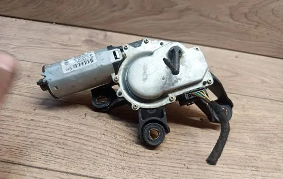 Seat Alhambra (Mk1) Rear window wiper motor 404849B 7M3955711A 247394776