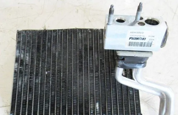 Citroen C3 Air conditioning (A/C) expansion valve TD313 3AG08521001144